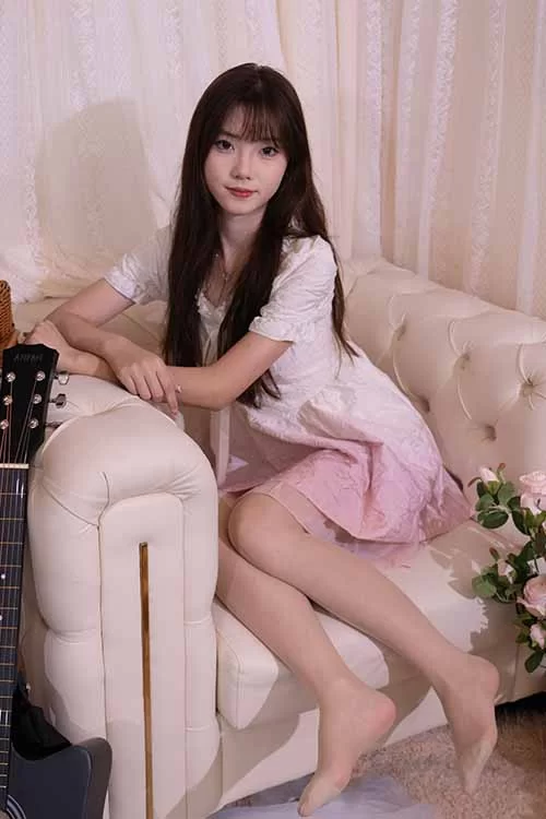 甜予摄影-璇璇-超短裙白棉袜、薄肉丝[129P1V-2G百度网盘] [129p1v-2GB]