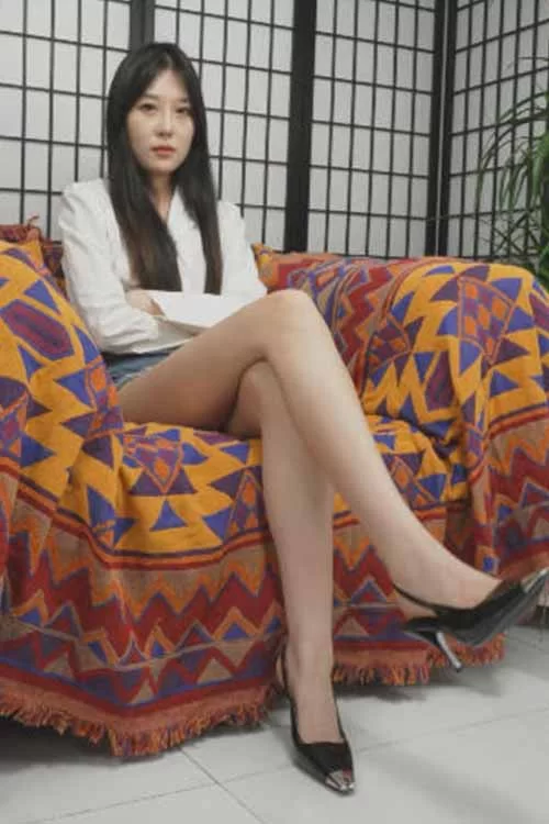 July-高跟鞋性感裸足脚丫[1V-1.24G百度网盘] [1V-1.24g]