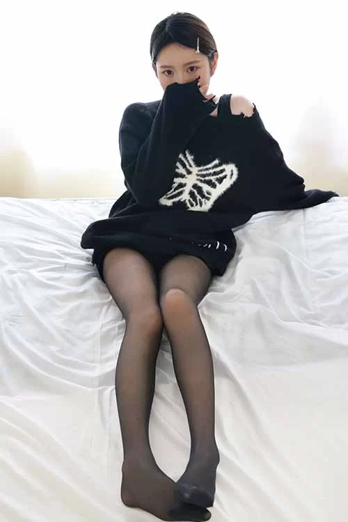 IMZSOCK爱美足-小点心-性感黑丝裸足私房[115P-1V-0.7G百度网盘] [115p1v-0.7GB]