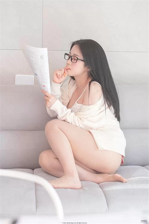 PhotoChips-Dami-超短裙肉丝黑丝美腿[224P-648M 百度网盘] [224p-648m]