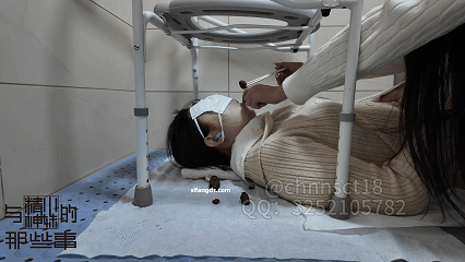 国产校花原味坐脸喂尿，重口男奴调教《与精神小妹那些年》最全合集，都是嫩妹 含588付费福利《42V72G》