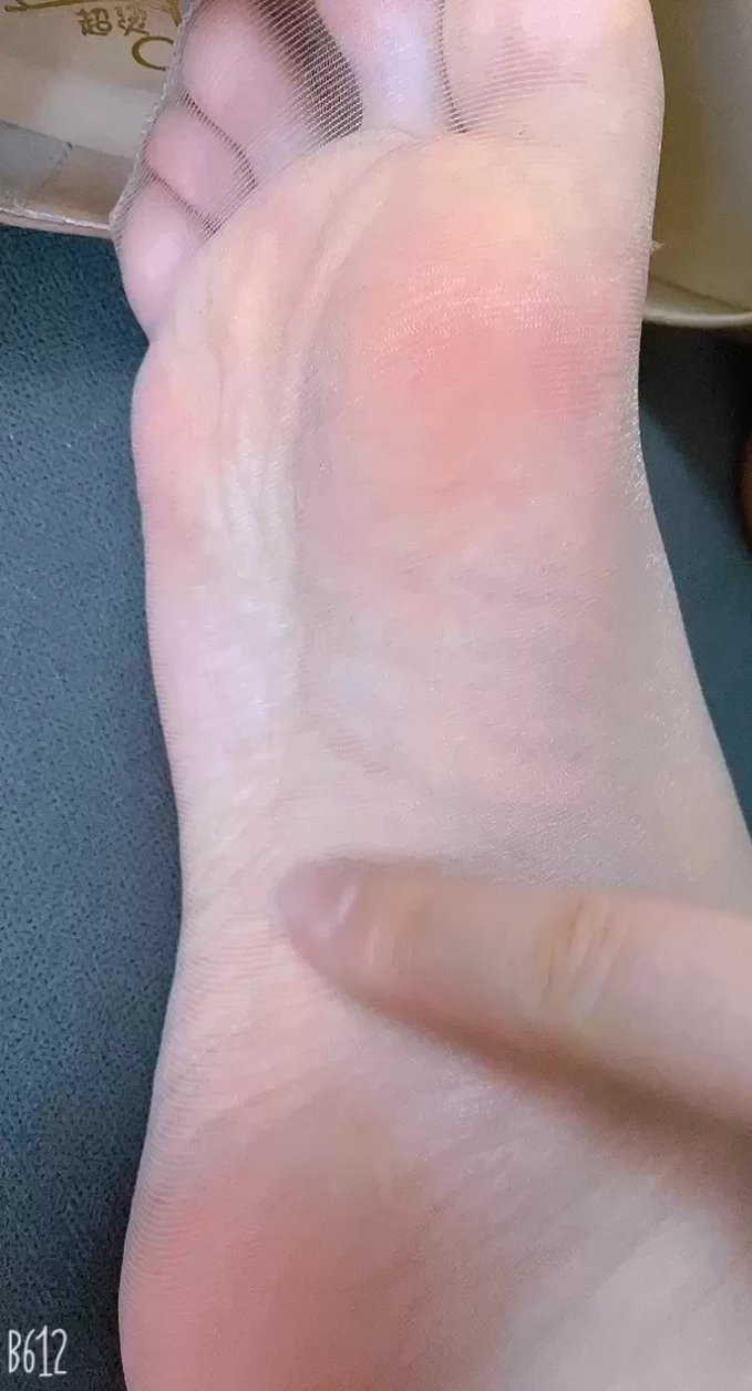 易直播 足迹 来乐主播《沐儿》微信福利 [123V-36GB]