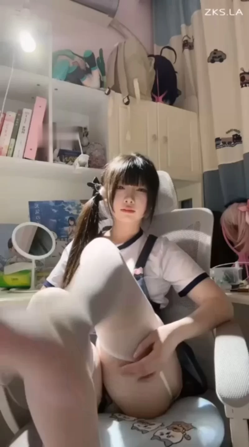 幼斯酱葱 - 绿帽辱妻公厕马桶丝足盯射坐脸挑战60秒 [1V-1.56GB]