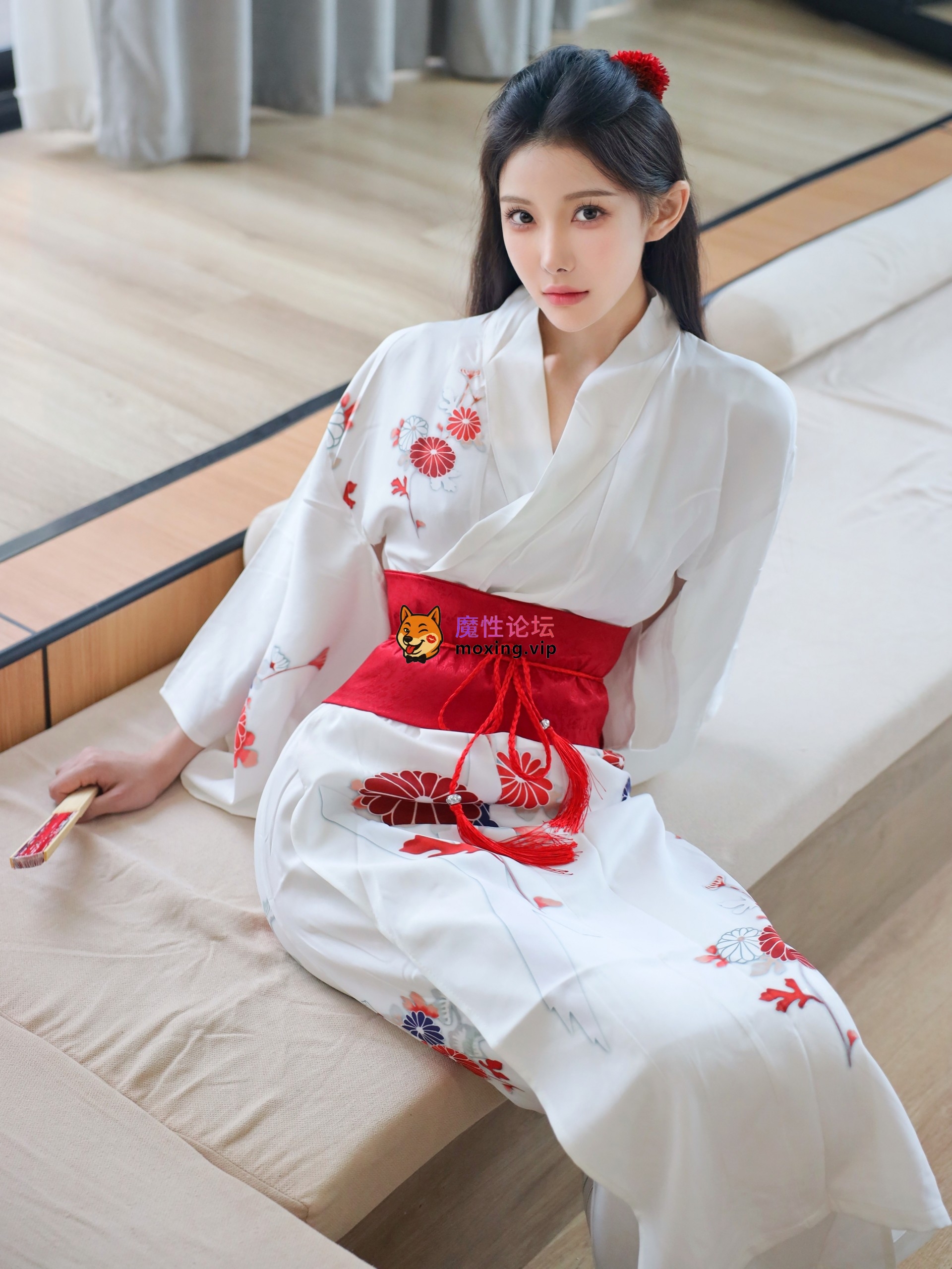 国产自拍《原版无水印首发》秀人网 梨霜儿 最新大尺度作品 COS潘金莲《118P+2.15G-百度》