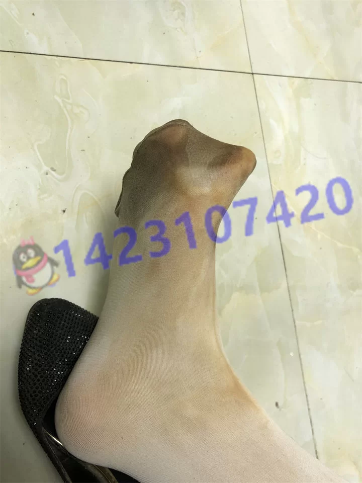 自己收藏的脏棉袜 脏丝袜 各种脏袜子 口味略重  不喜勿看 [154p-73.4m]
