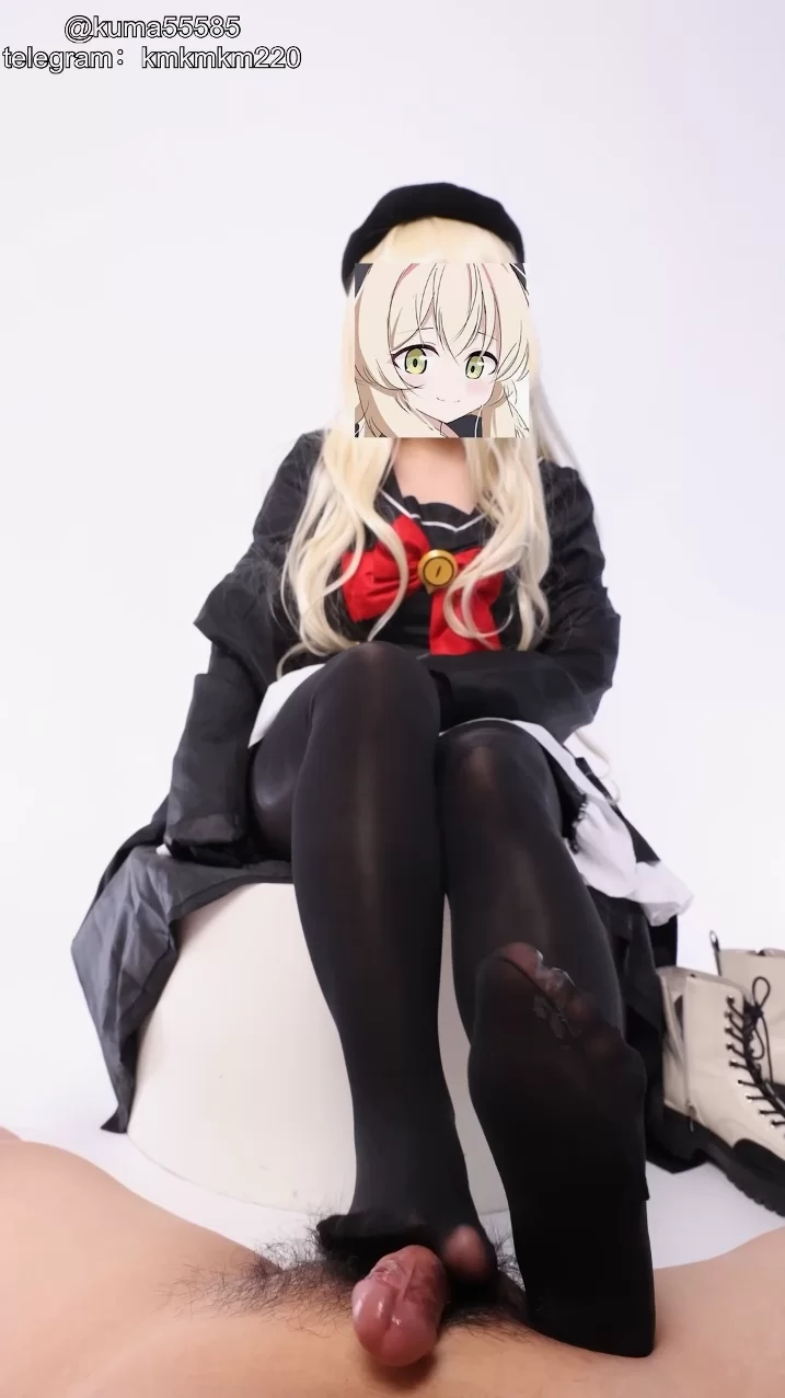 碧蓝档案教授cos，白靴黑丝足交❤️ [1v-526mb]