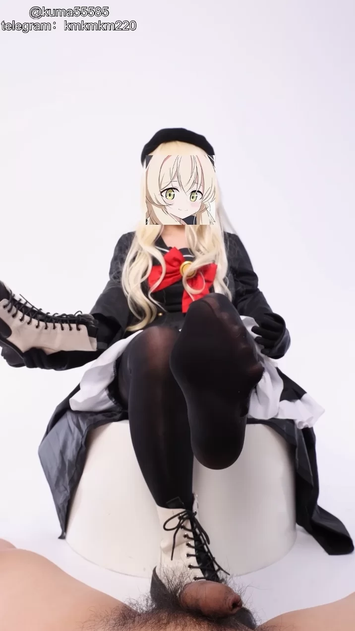 碧蓝档案教授cos，白靴黑丝足交❤️ [1v-526mb]