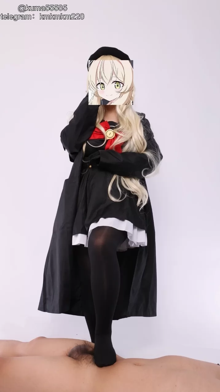 碧蓝档案教授cos，白靴黑丝足交❤️ [1v-526mb]