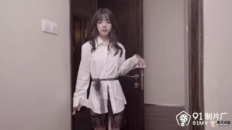 91制片厂国庆合集：内含“暗黑王冰冰”引退作，迅雷下载 [-]