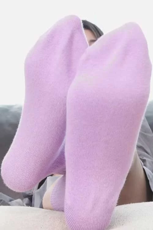 Wangxiaoniu-的性感的脚丫粉色棉袜裸足[1V-0.9G百度网盘] [1v-0.9g]