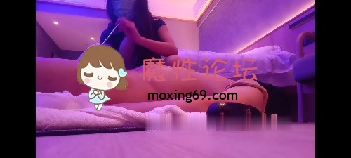 丝袜《长沙朵朵》抖S女王足交榨精舔脚调教马眼 含少量黄金 《多V-48G》［百度盘］