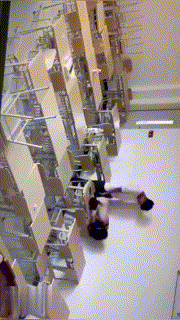 国产自拍烟台黄金职业学院瓜_情侣在课室搞啪啪全程视频流出 [1V 147.08MB][夸克]