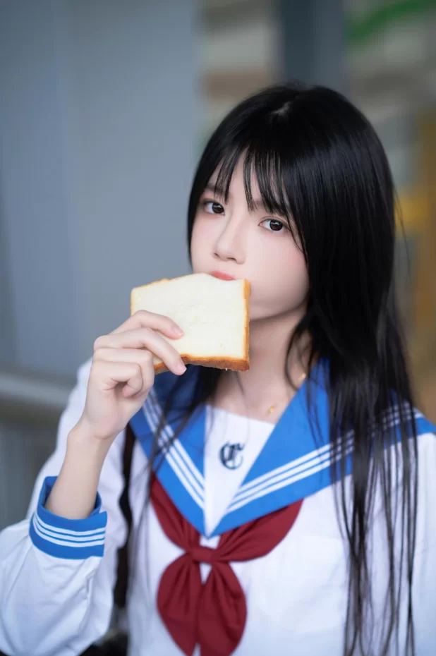 桜桃喵_地铁JK [33P] [33P-400m]