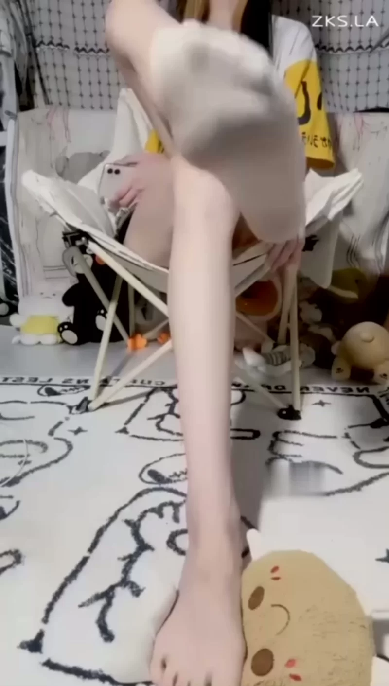 少女救赎 - 美脚 裸足 倒计时 寸止 秀足 [1V-647MB]