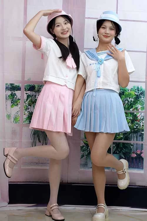 初夏女神-安妮、幺幺~粉蓝双花超短裙肉丝白丝[99P1V-0.6G百 [99p1v-0.6GB]