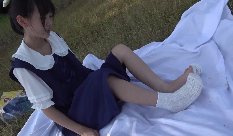 《南国足艺》静儿 - 白袜、玛丽珍鞋 [1V-1.6GB]