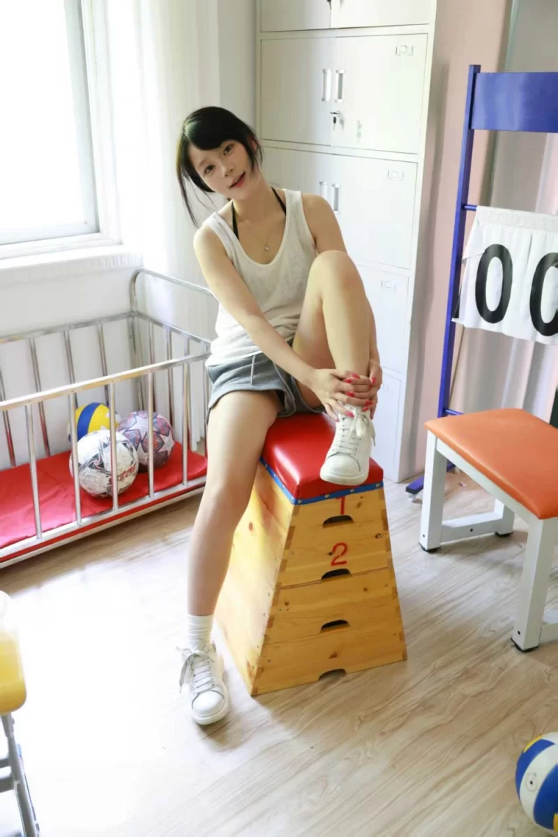 imzsock2025-28白袜学妹 [96p➕1v-1.9g]