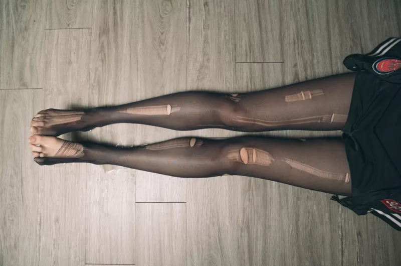 [Limerence] NO.009 性感妹子近距离撕扯黑丝袜! [201P1V-1905.69MB]