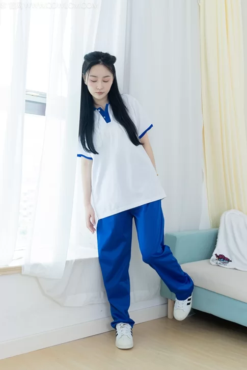 物恋传媒 NO.2241 美兔-板鞋、黑网袜、校服裤里丝[155P+1V／4. [155P1V-4.28GB]