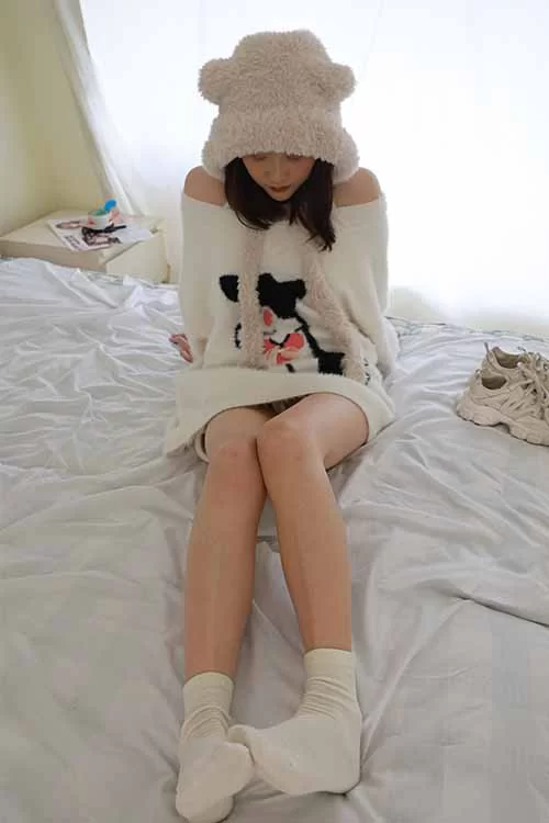 IMZSOCK爱美足-小点心-私房棉袜裸足足秀[146P1V-2G百度网盘] [146p1v-2GB]