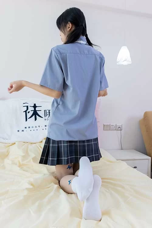 袜啵啵-奶油-jk制服白棉袜、蝴蝶薄肉丝[160P-1V-1.4G百度网盘] [160p1v-1.4GB]