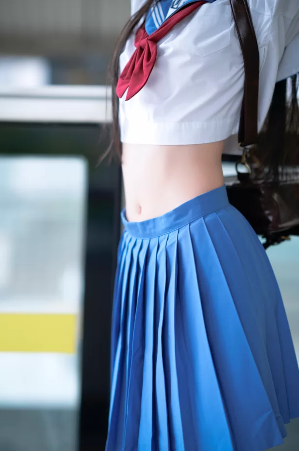 桜桃喵_地铁JK [33P] [33P-400m]