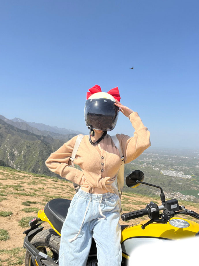 剧情最新流鼻血流出！秀人网红人模特儿-玥儿玥《正宗小妖精 170cm高挑身材 大长腿 瘦瘦 但胸很大》[2V 584 MB] [BT]