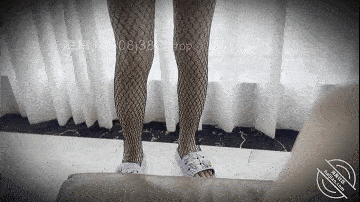 国产自拍乱伦大神《姐姐的奶味》8月最新，带孕妇姐姐产检休闲娱乐后又忍不住挑逗她打了一炮内射[1V811M][BT]