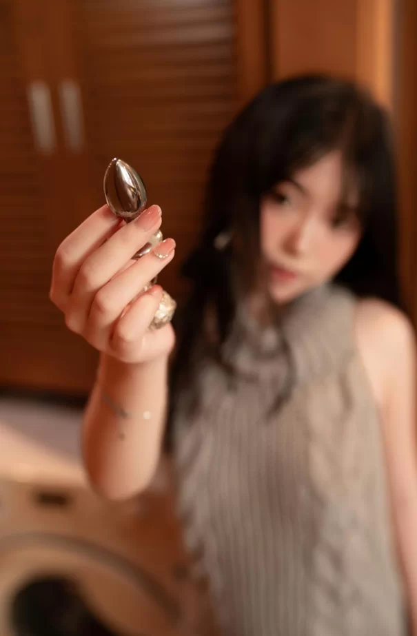 Bangni邦尼_灰色毛衣 [85P] [85P-1.7g]