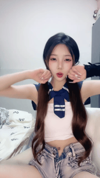 国产足交天花板美少女 03小师妹 骚货丝足各种姿势做爱全集