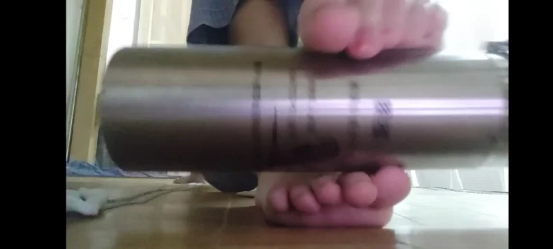 足控 裸足 露脸 足交 口交 玩脚 舔脚 cos jk [17-1g]