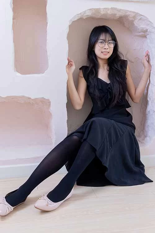 袜啵啵-奶油-平底鞋厚黑丝美腿[140P-1V-1.3G百度网盘] [140p1v-1.3GB]