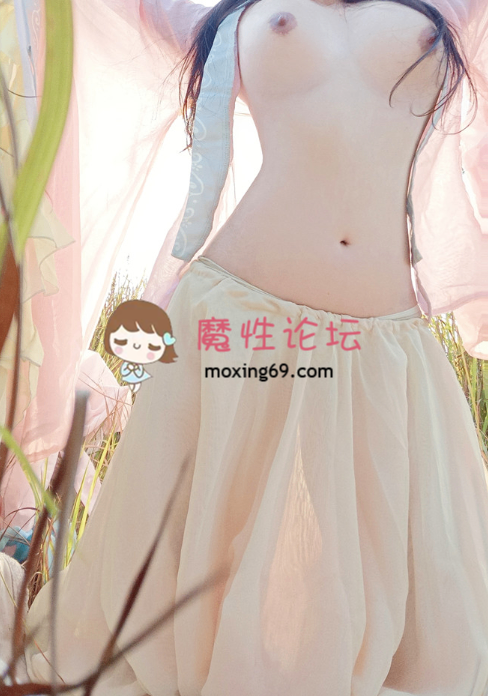 萝莉[度盘]弥鹿汉服自拍63P2V310M