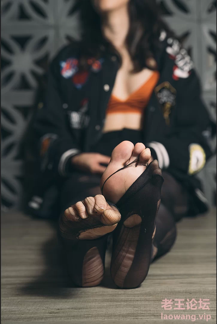 足控终极合集！新版《第一期》《10G》《百度云》《申精》 [NPNV-10GB]