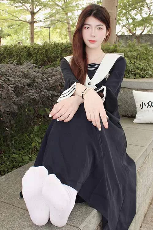 小众视觉-雪糕-连衣裙性感白丝[110P1V-1G百度网盘] [110p1v-1GB]