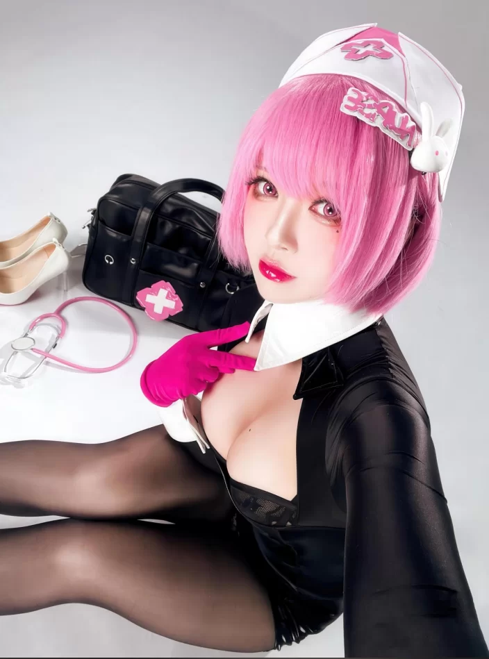 半半子_王医生 [56P] [56P-400m]