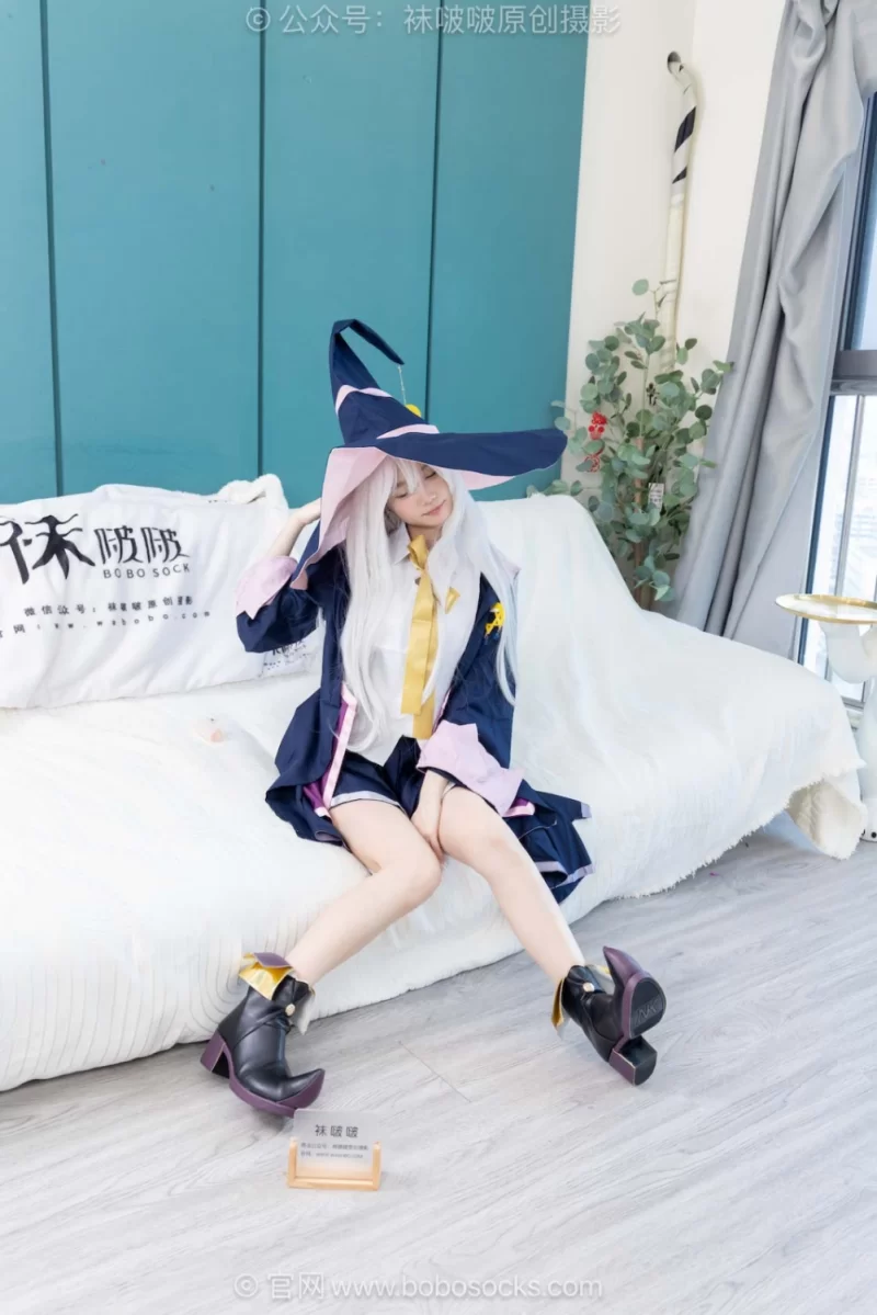袜啵啵713期：甜甜圈-短靴、裸足、cos伊蕾娜 [168P+1v-6.38g]