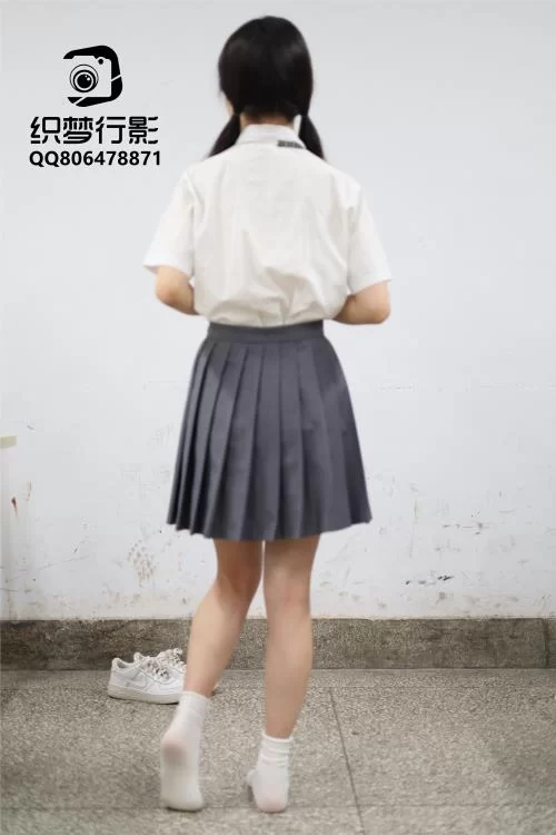 织梦映像-同桌的你-重返十八岁天空[303P 0.7G百度网盘] [303P-0.7GB]