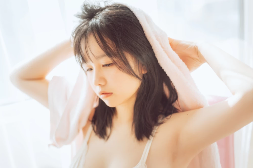 阿半很开心_纯白私房 [26P] [26P-230m]